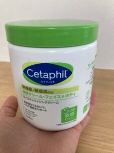 ママたちが選ぶ！赤ちゃんの乾燥肌に効果的なセタフィルクリームの使い方のイメージ画像