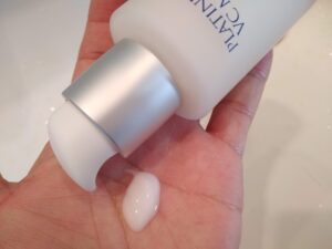 ビタミンC誘導体配合の乳液イデアクト プラチナVCミルクの成分と使用感のイメージ画像